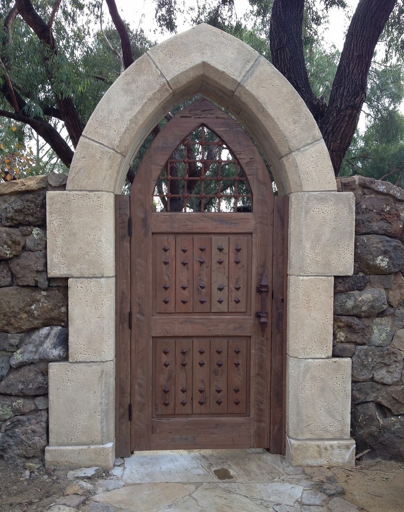 RUSTIC 101 Pedestrian Gates